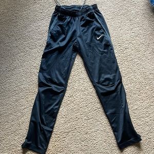 Nike Mens lightweight jogging pants